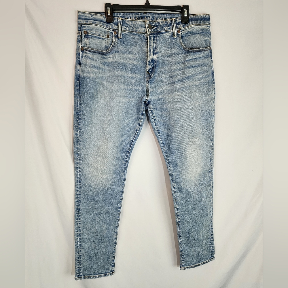 American Eagle Outfitters Men's Faded Blue Skinny Jeans